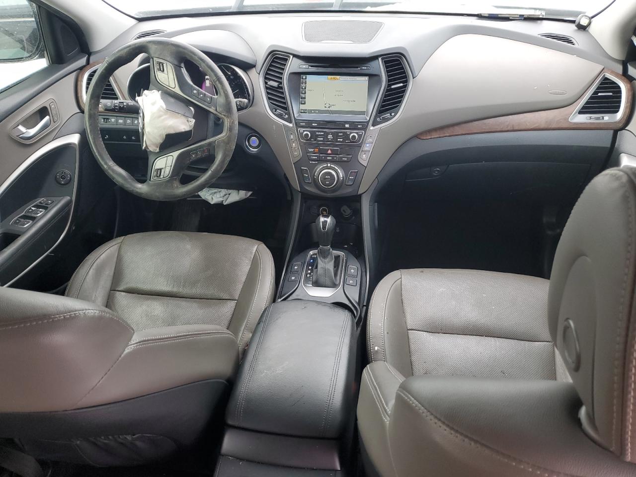 2018 Hyundai Santa Fe - Image 8