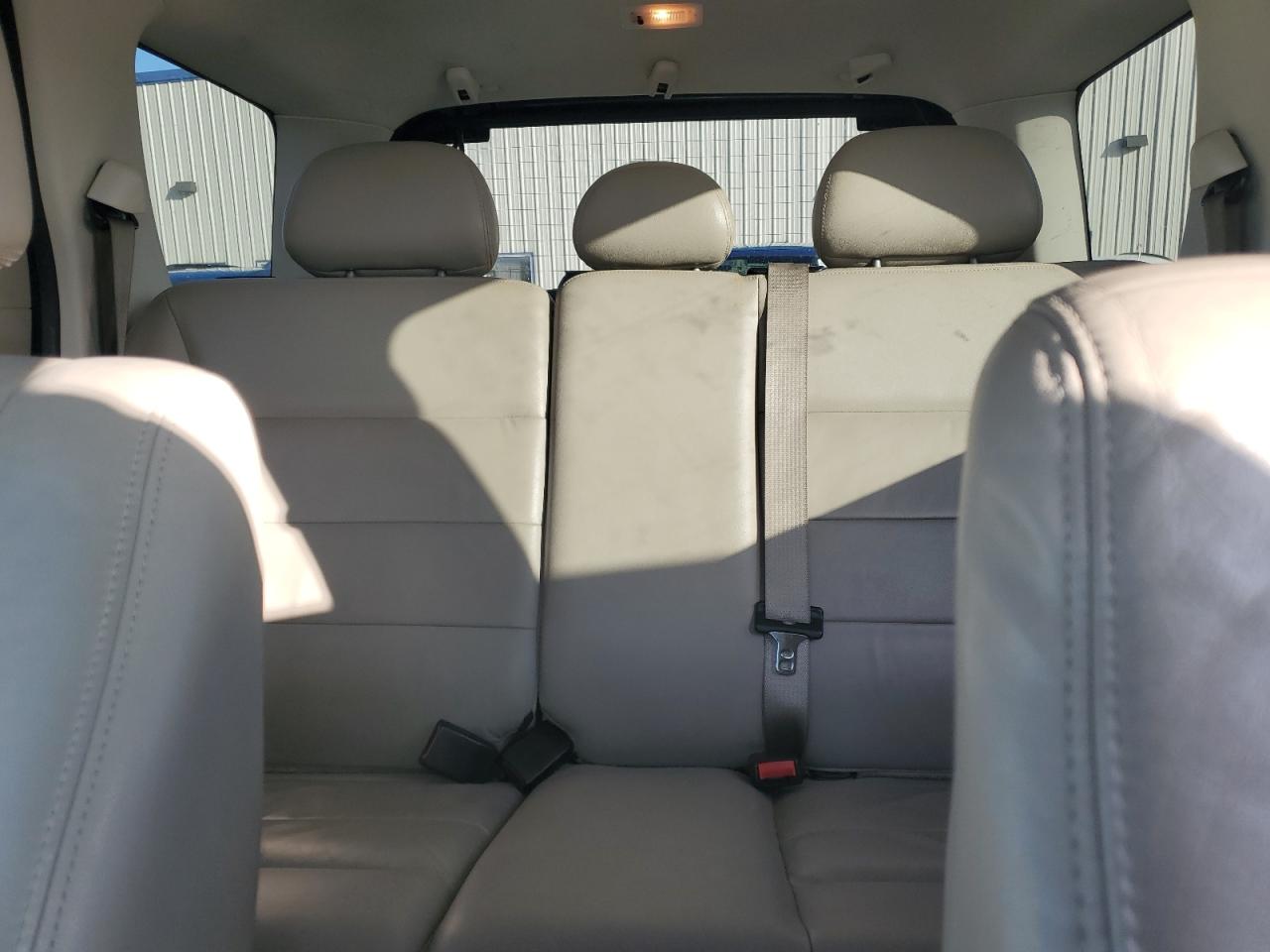 2009 Ford Escape - Image 10