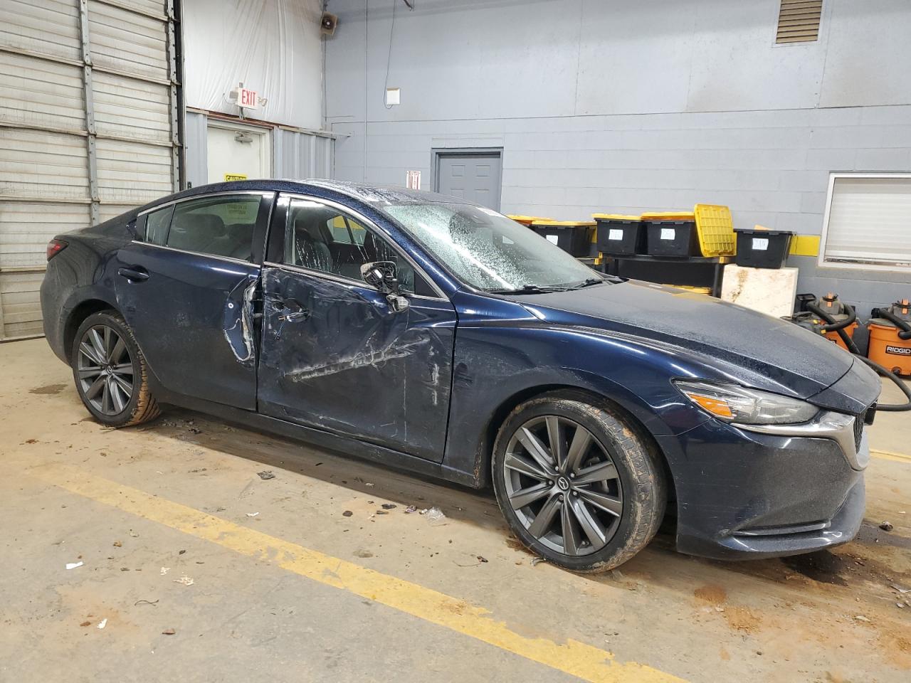 2018 Mazda 6 - Image 4