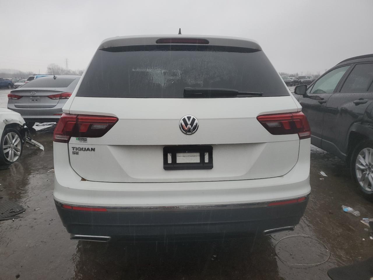 2021 Volkswagen Tiguan - Image 6