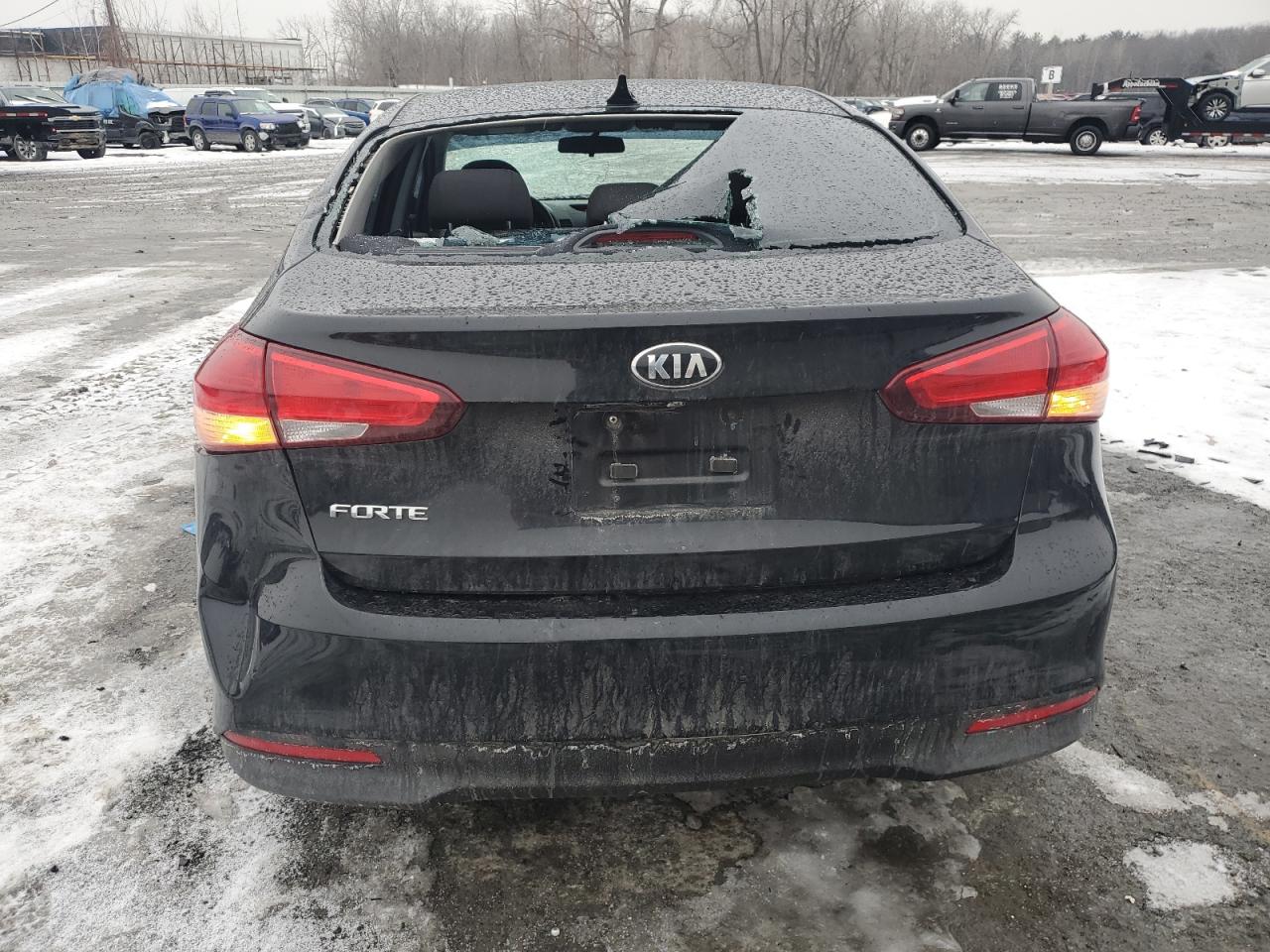 2018 Kia Forte - Image 6