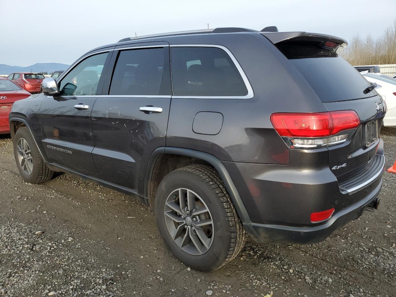 2017 Jeep Grand Cherokee - Image 2