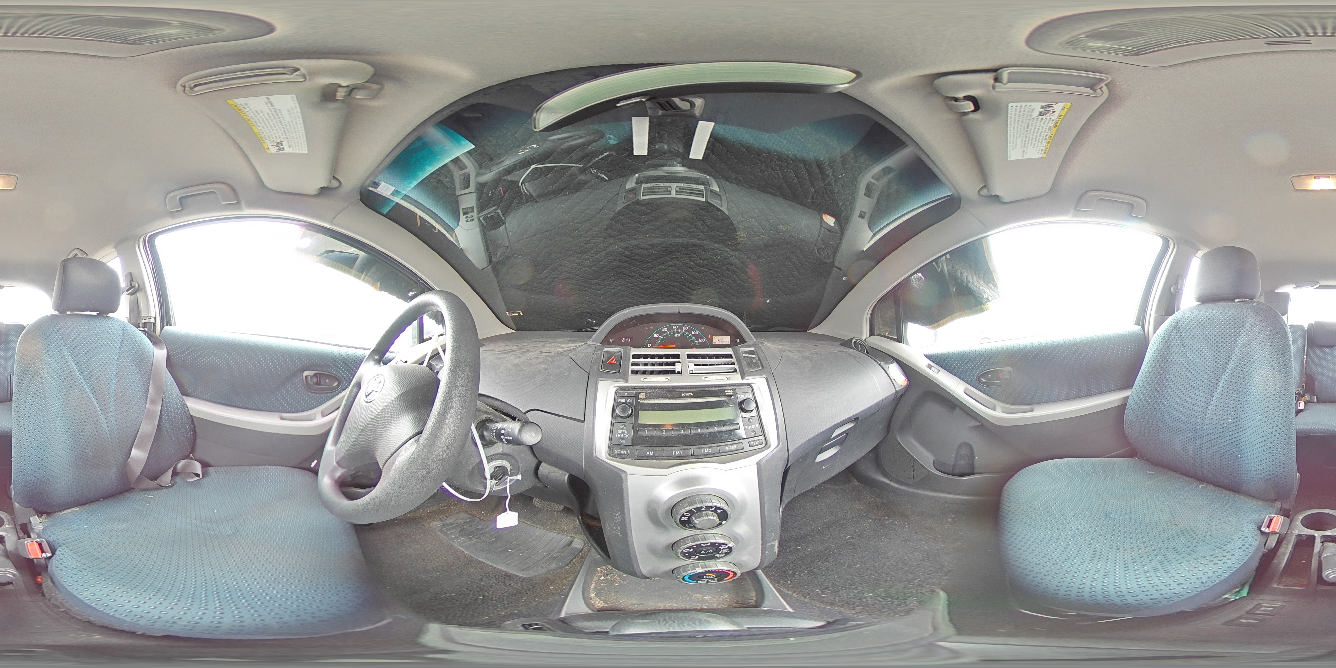 2007 Toyota Yaris - Image 13