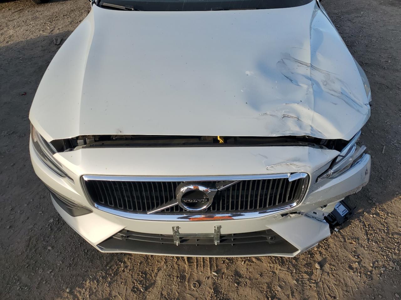 2019 Volvo S60 T5 Momentum VIN: 7JR102FK5KG01081 Lot: 41748445
