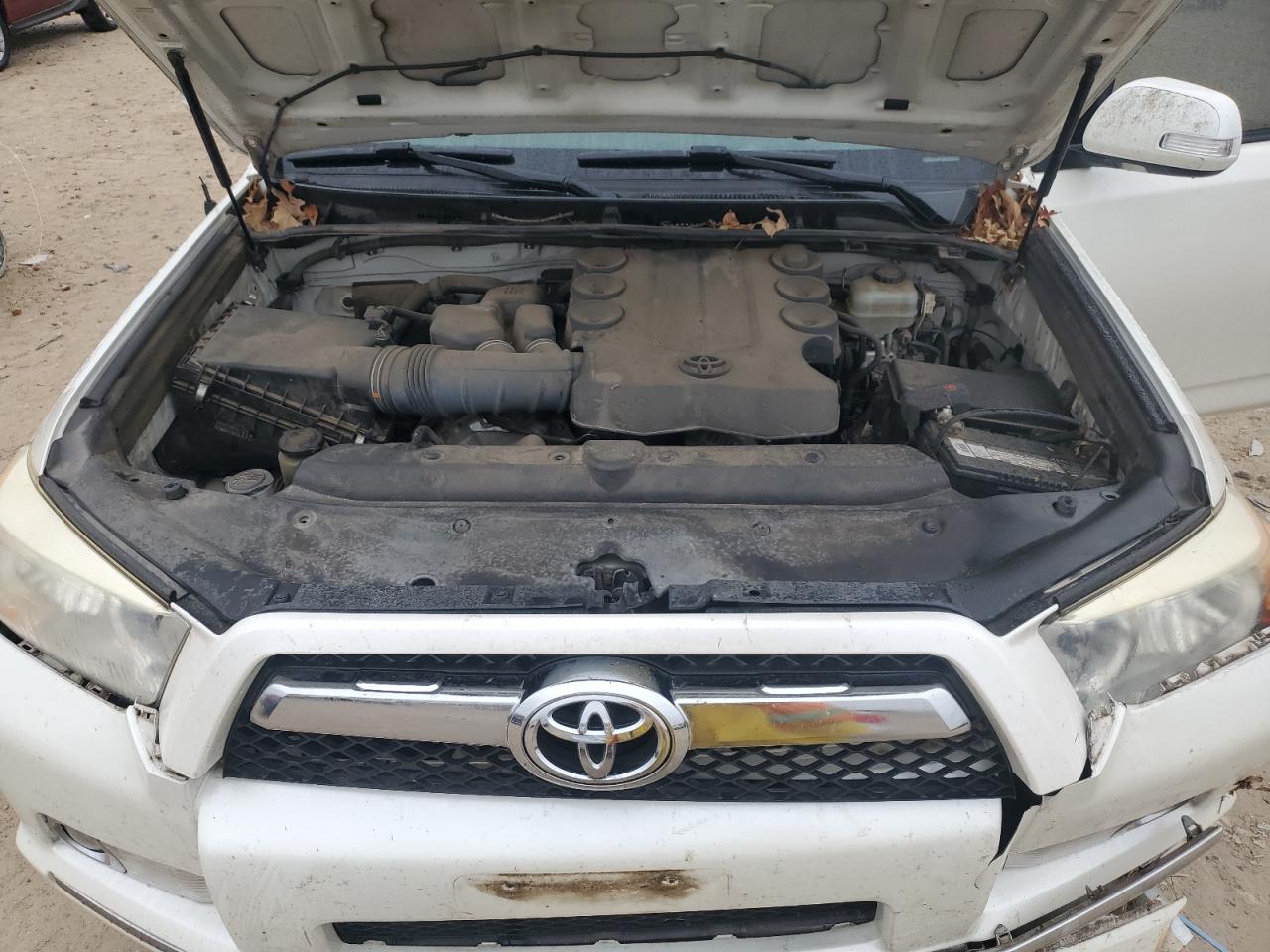 2011 Toyota 4Runner - Image 14