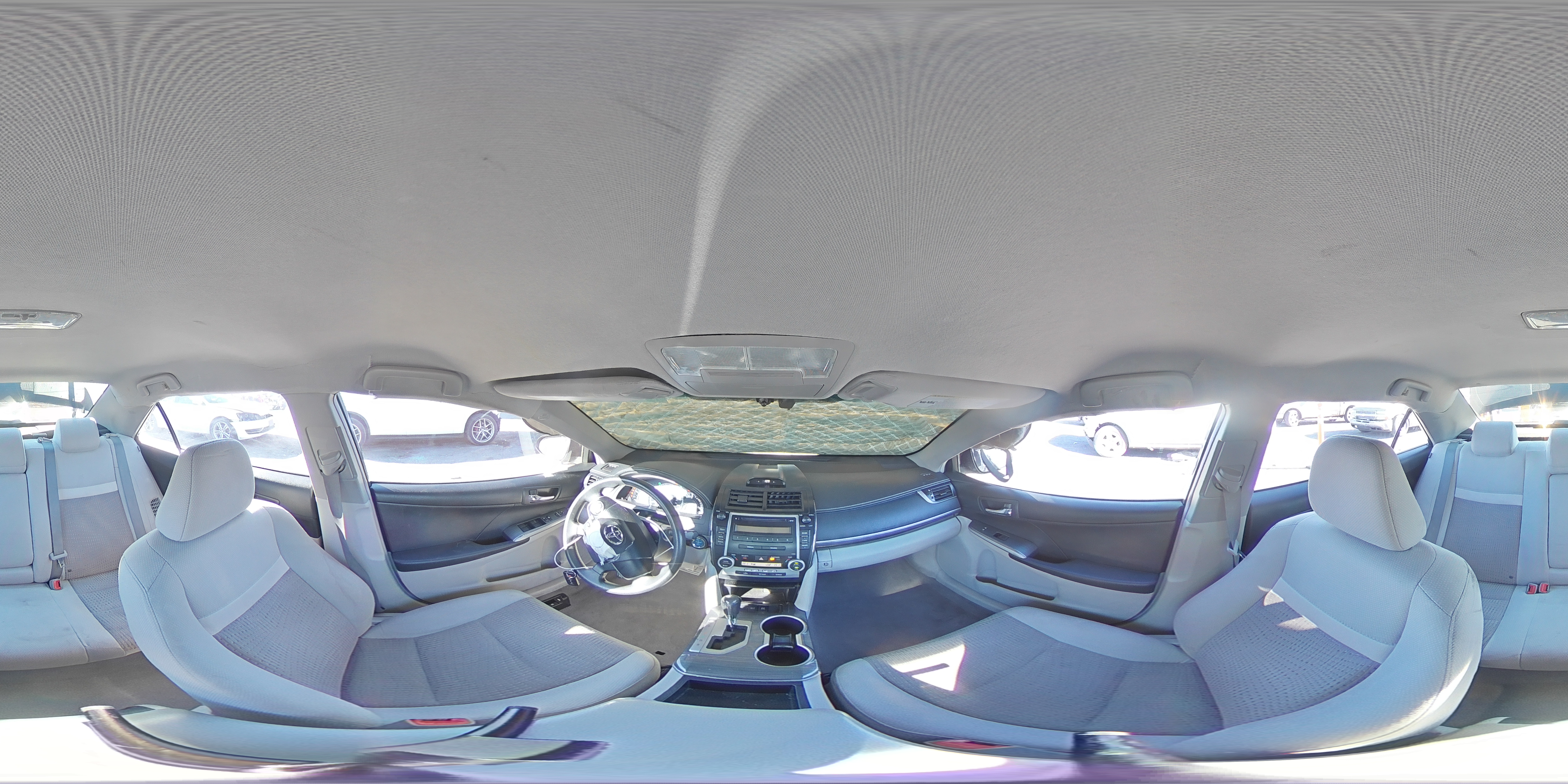 2012 Toyota Camry - Image 15