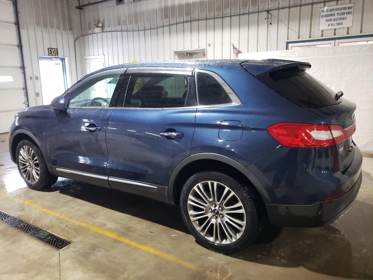 VIN 2LMPJ8LR4HBL18668 2017 LINCOLN MKX no.2