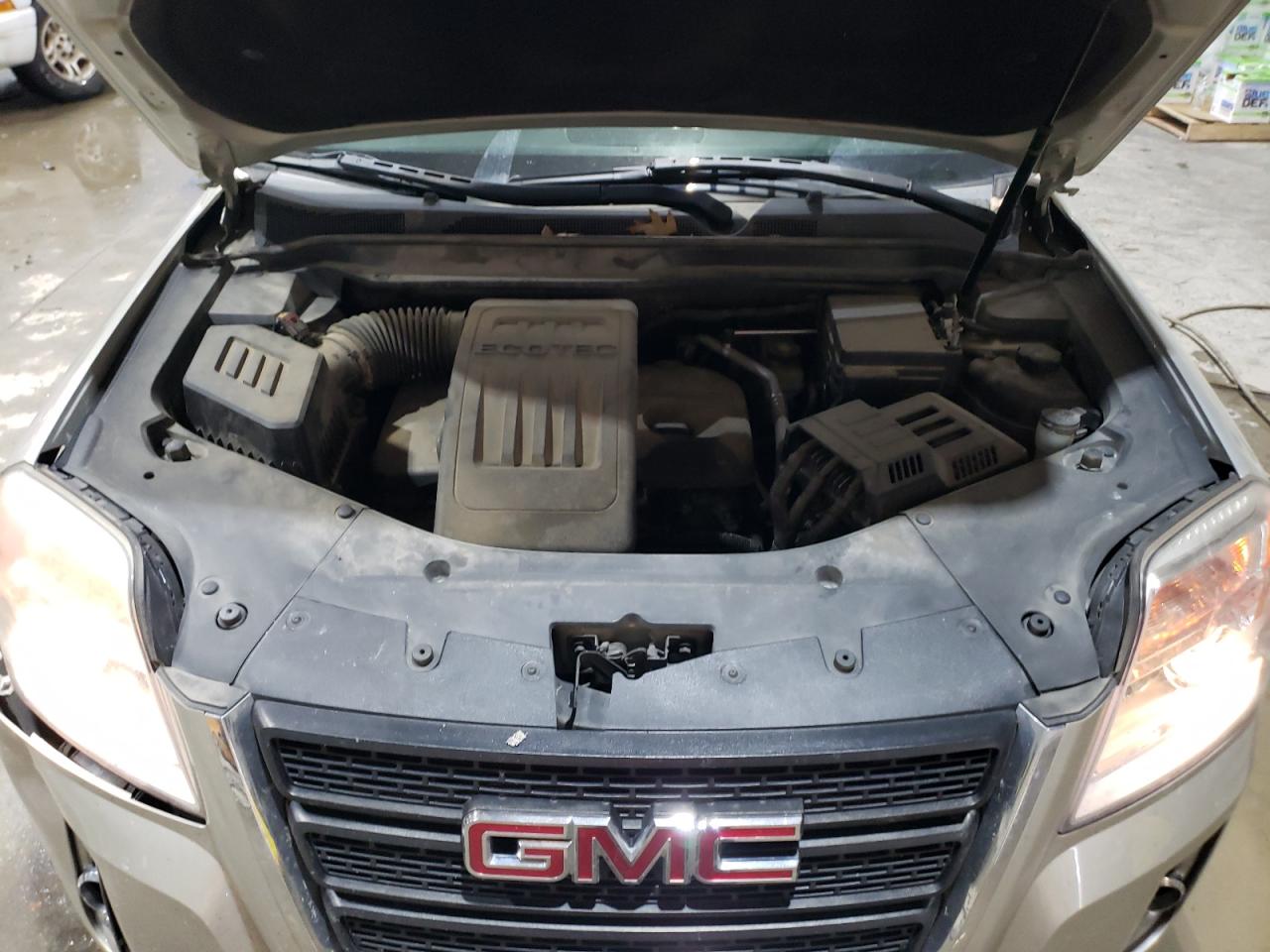 2015 GMC Terrain - Image 12