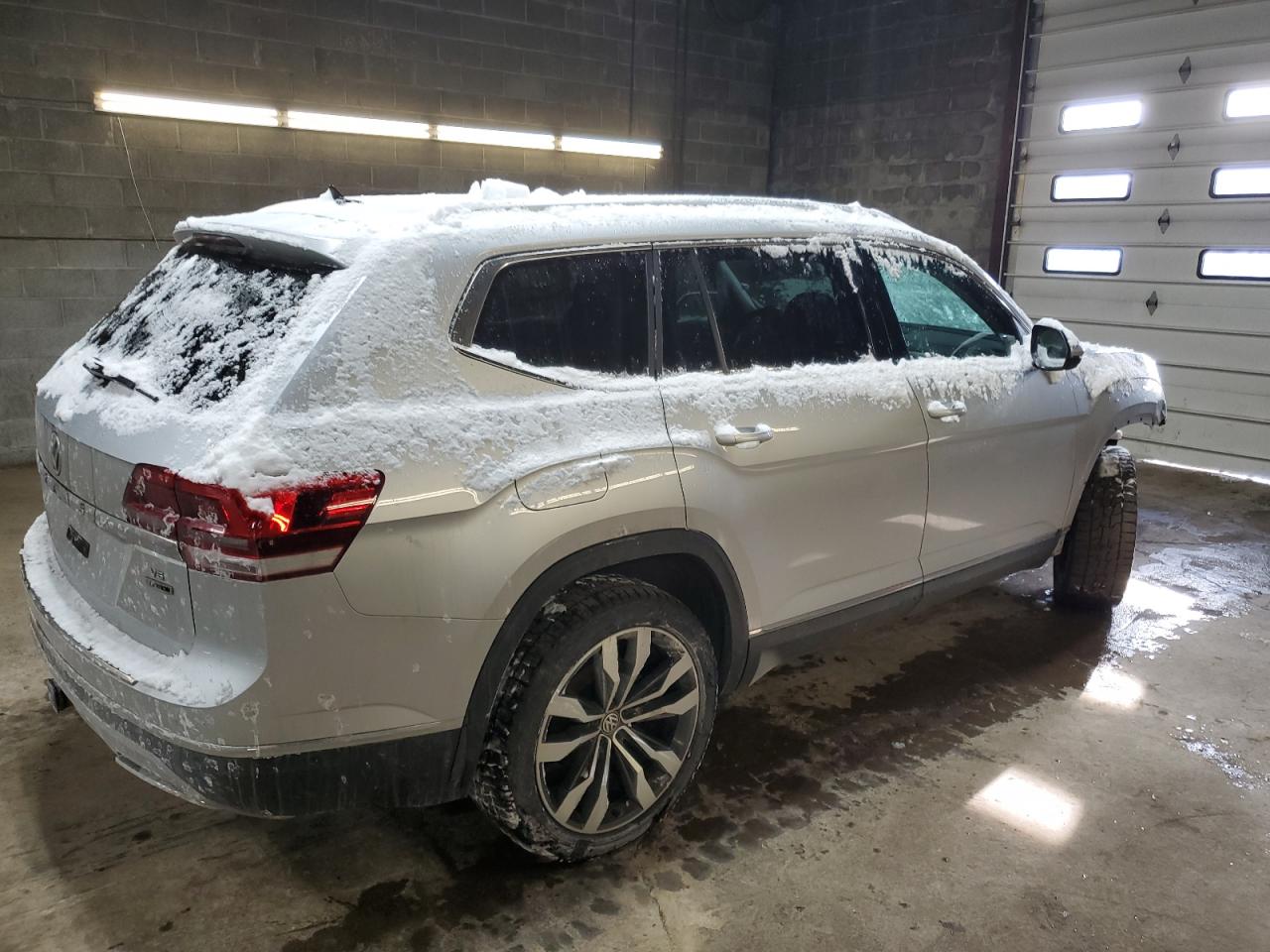2019 Volkswagen Atlas - Image 3