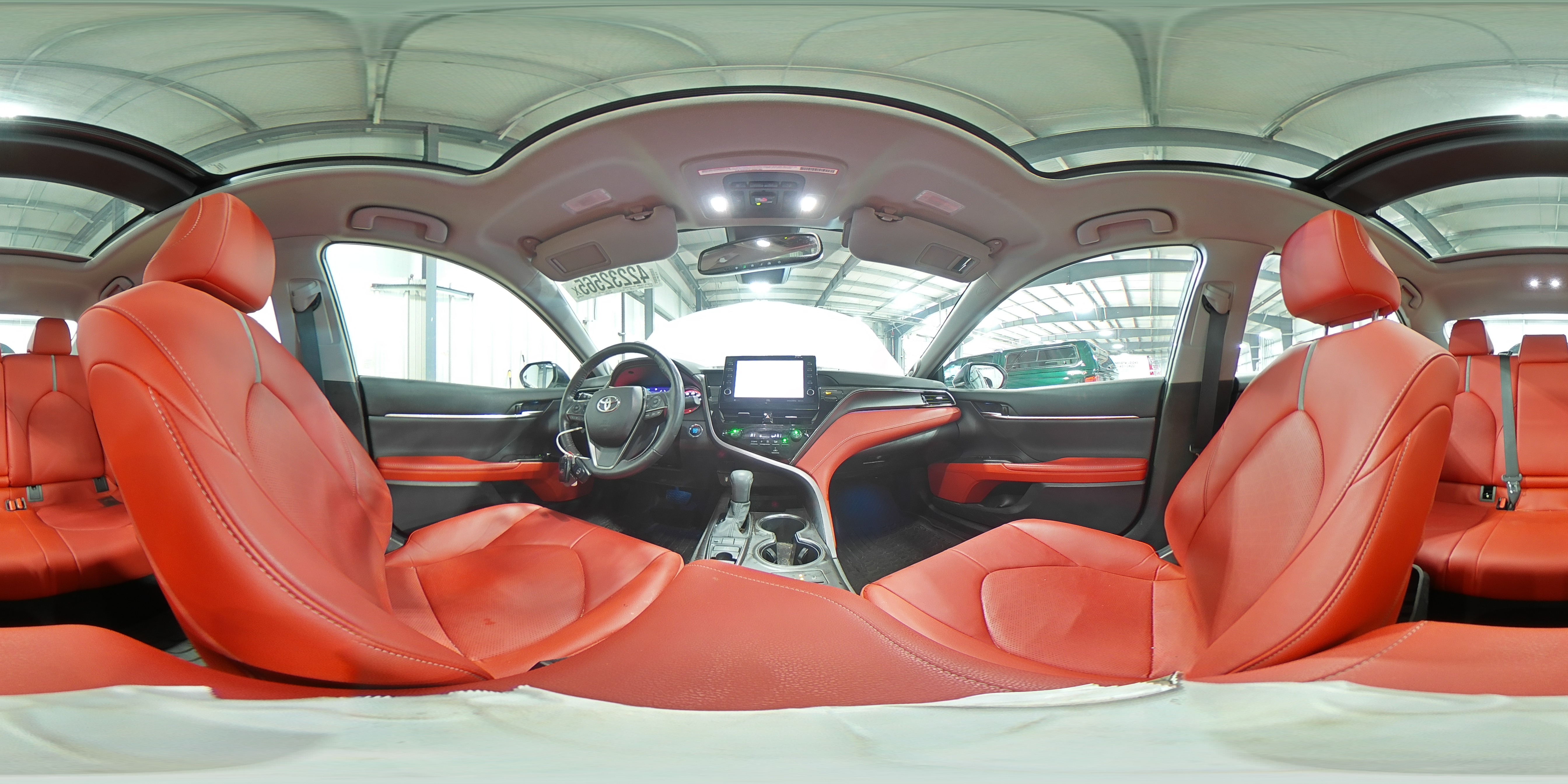 2021 Toyota Camry - Image 15