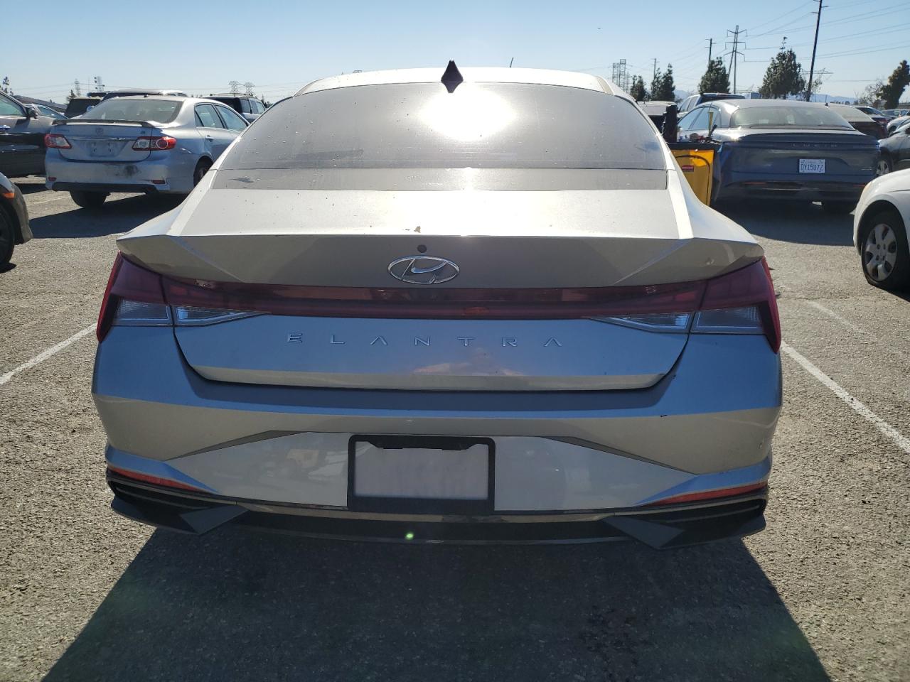 2021 Hyundai Elantra - Image 6