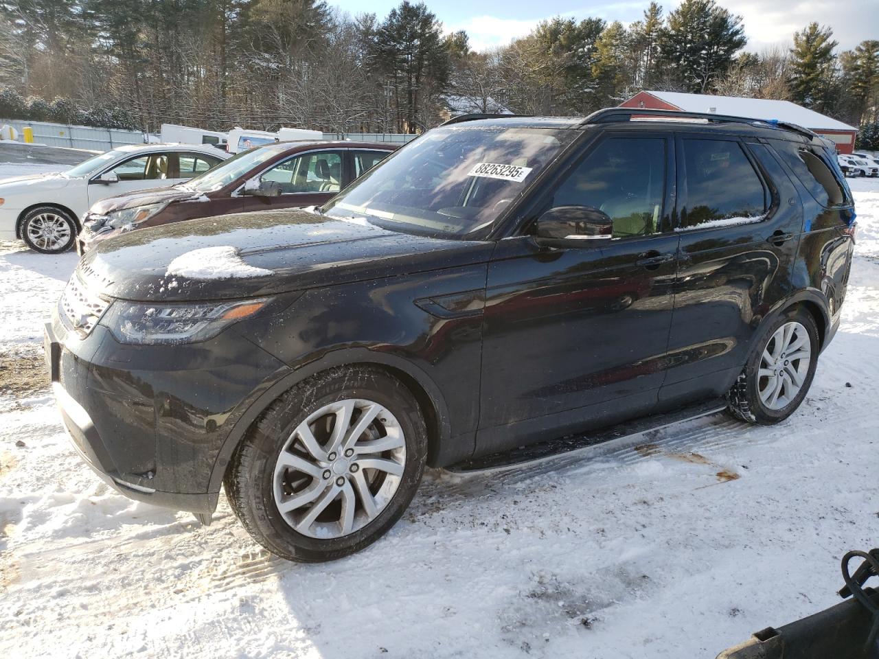 2018 Land Rover Discovery - Image 1