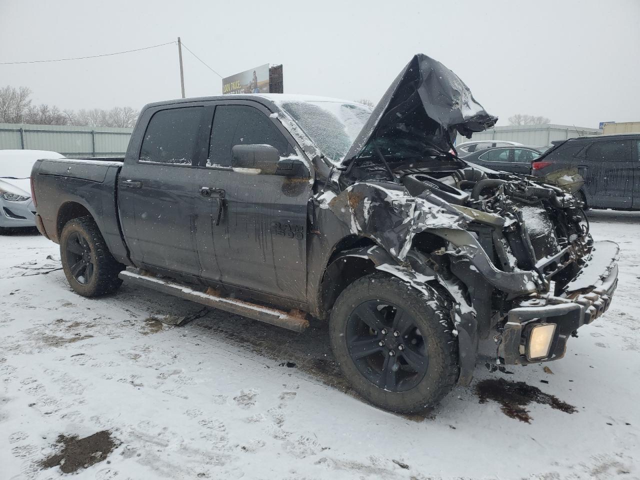 2017 RAM 1500 - Image 4