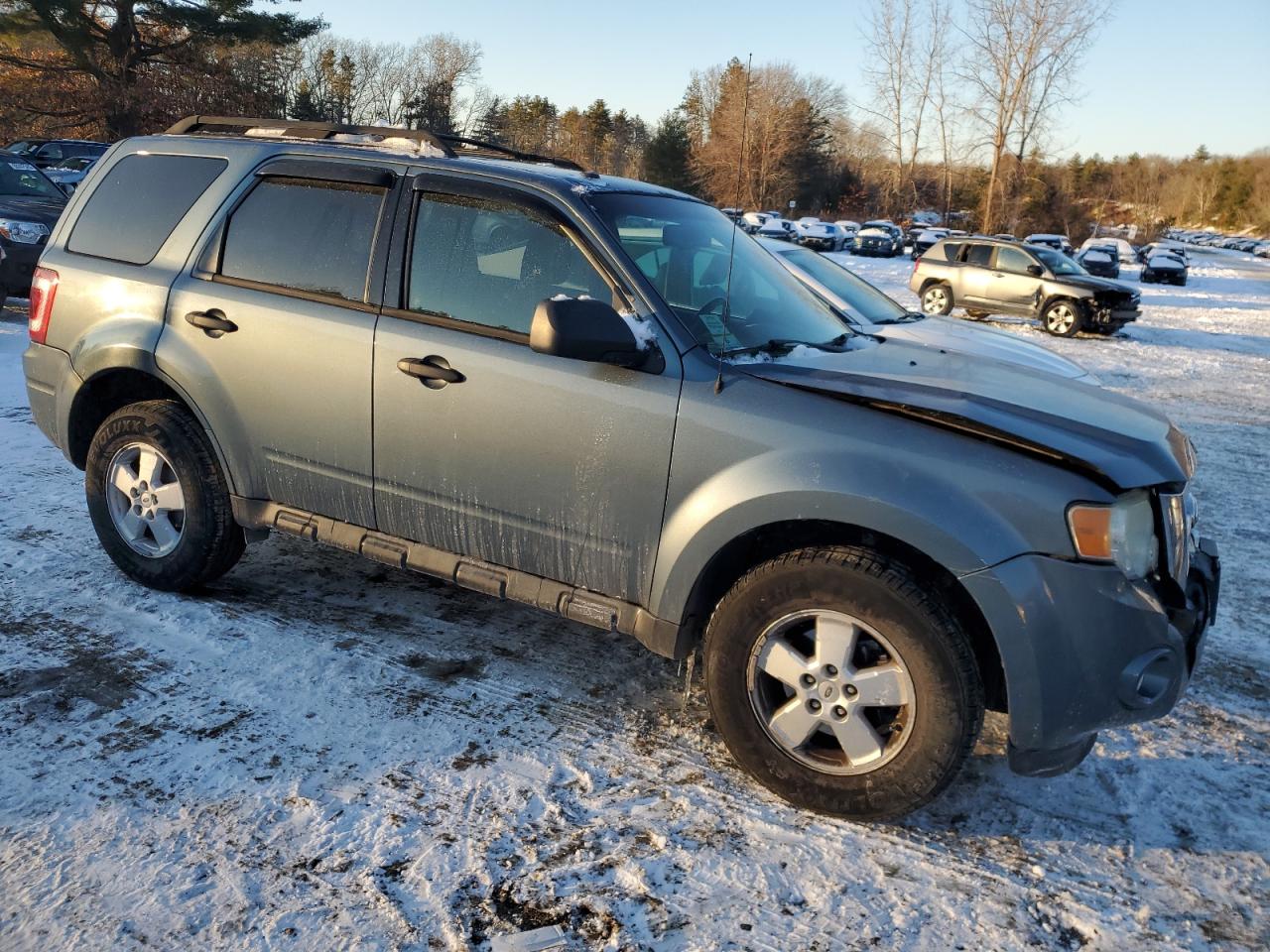2010 Ford Escape - Image 4