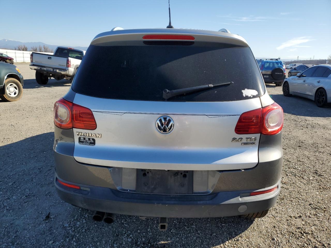 2009 Volkswagen Tiguan - Image 6