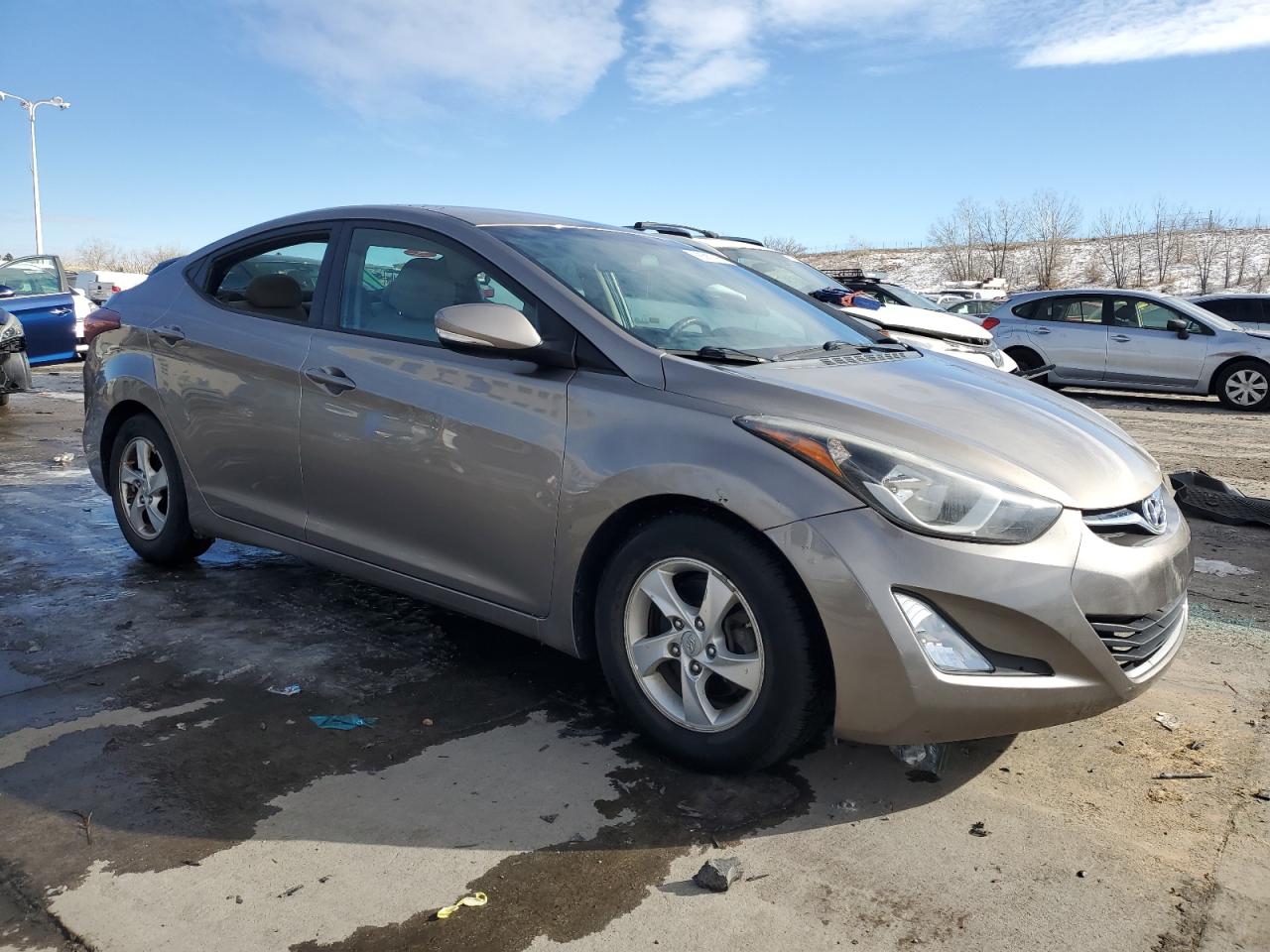2015 Hyundai Elantra - Image 4