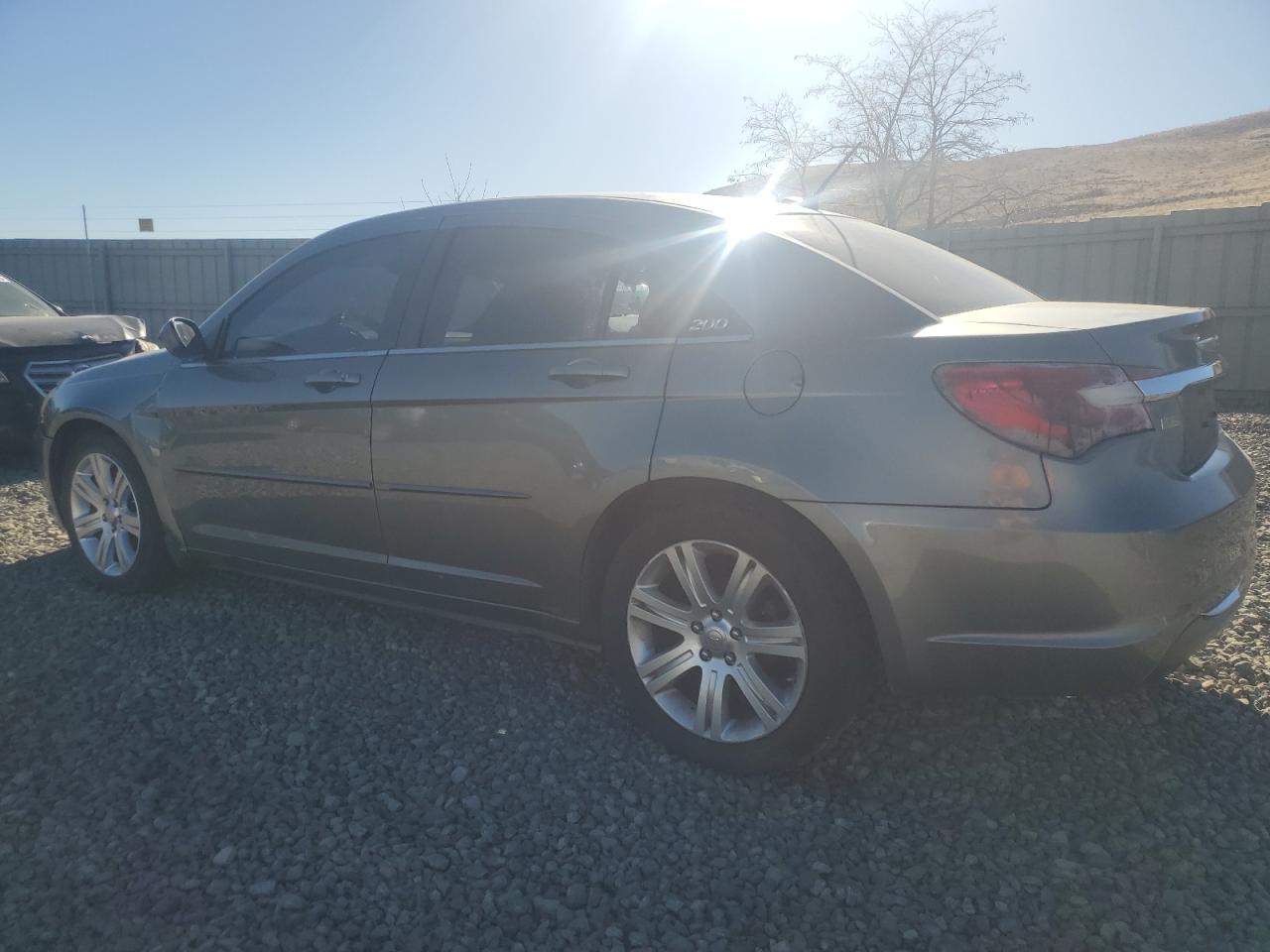 2012 Chrysler 200 - Image 2
