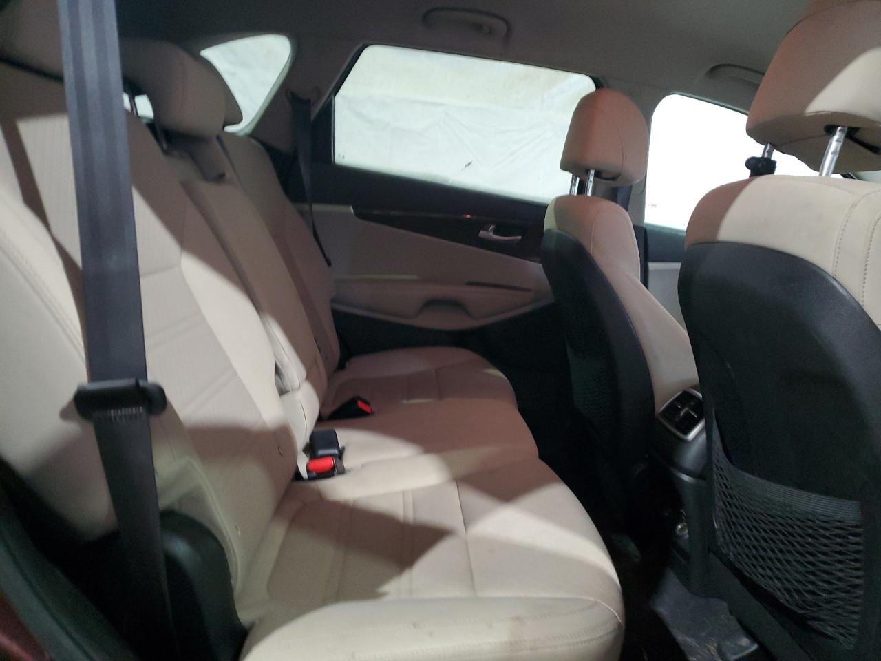 2017 Kia Sorento - Image 12