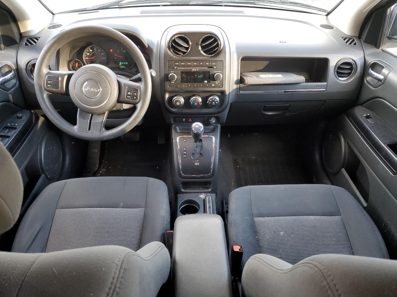 2011 Jeep Compass - Image 8