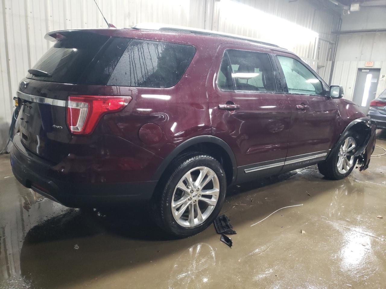 2019 Ford Explorer - Image 3