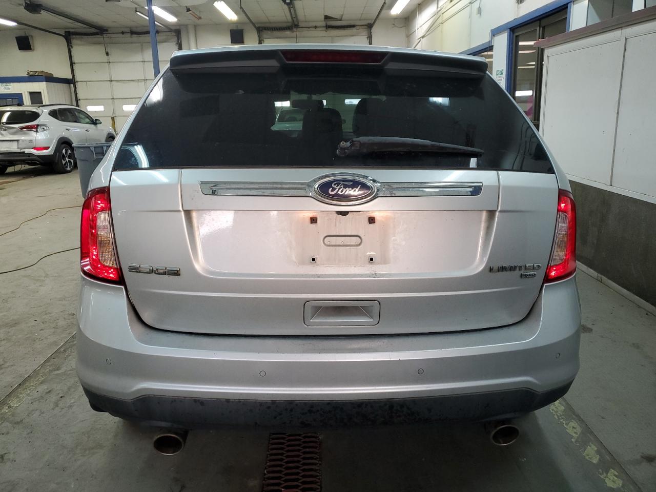 2011 Ford Edge - Image 6