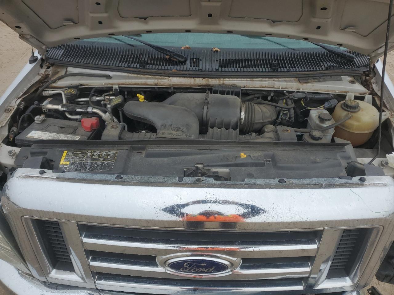 2013 Ford Econoline - Image 12