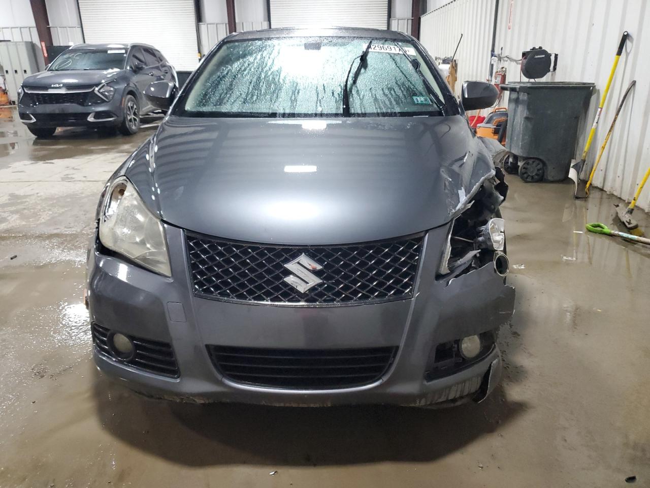 2010 Suzuki Kizashi - Image 5