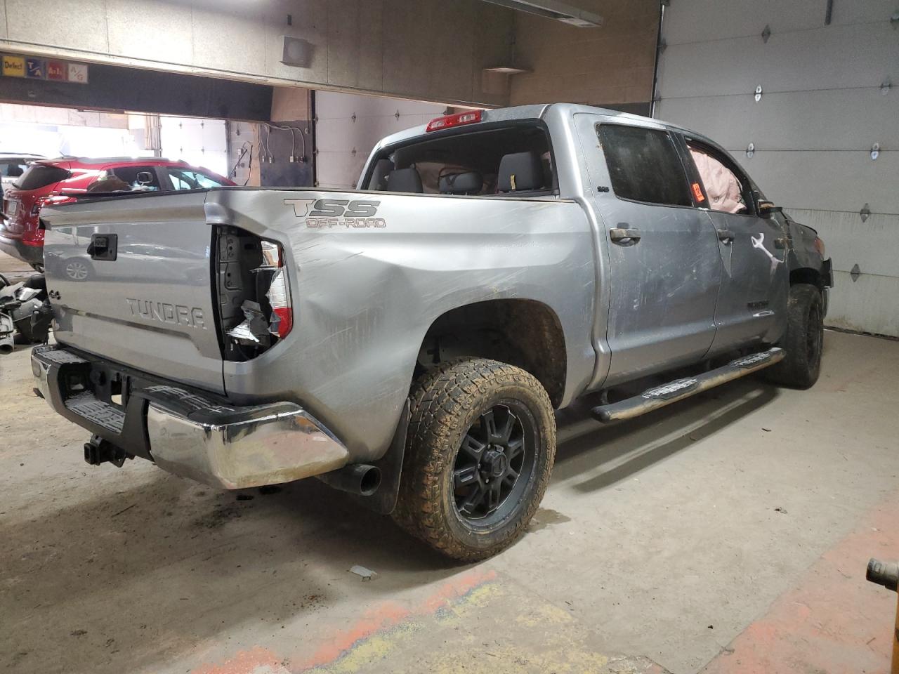 2017 Toyota Tundra - Image 3