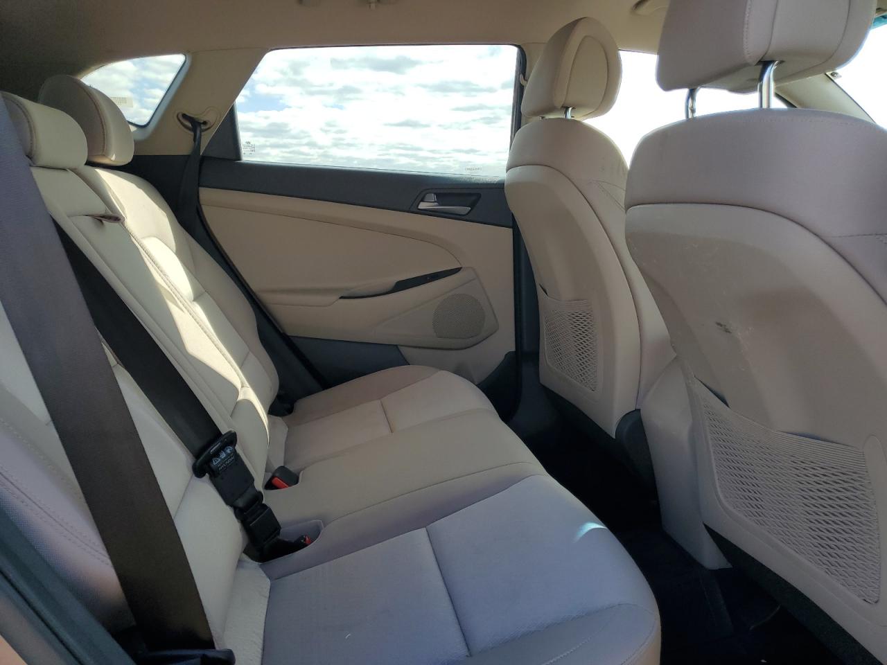 2017 Hyundai Tucson - Image 11
