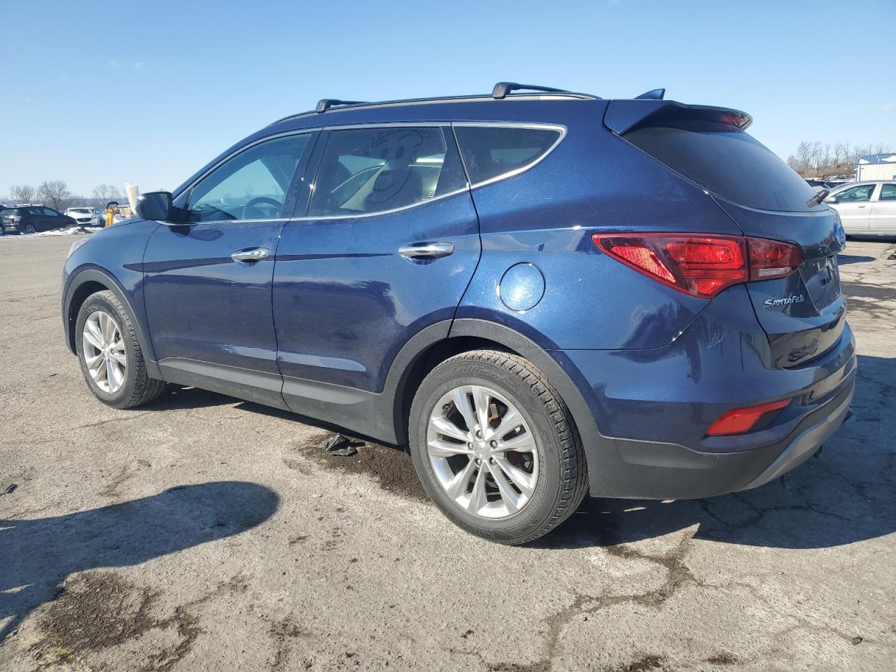 2018 Hyundai Santa Fe - Image 2