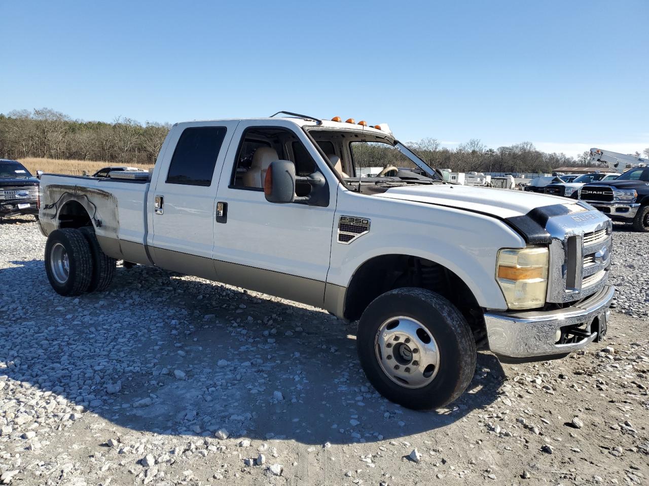 2008 Ford F350 - Image 4