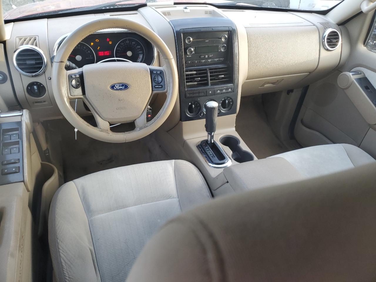 2010 Ford Explorer - Image 8