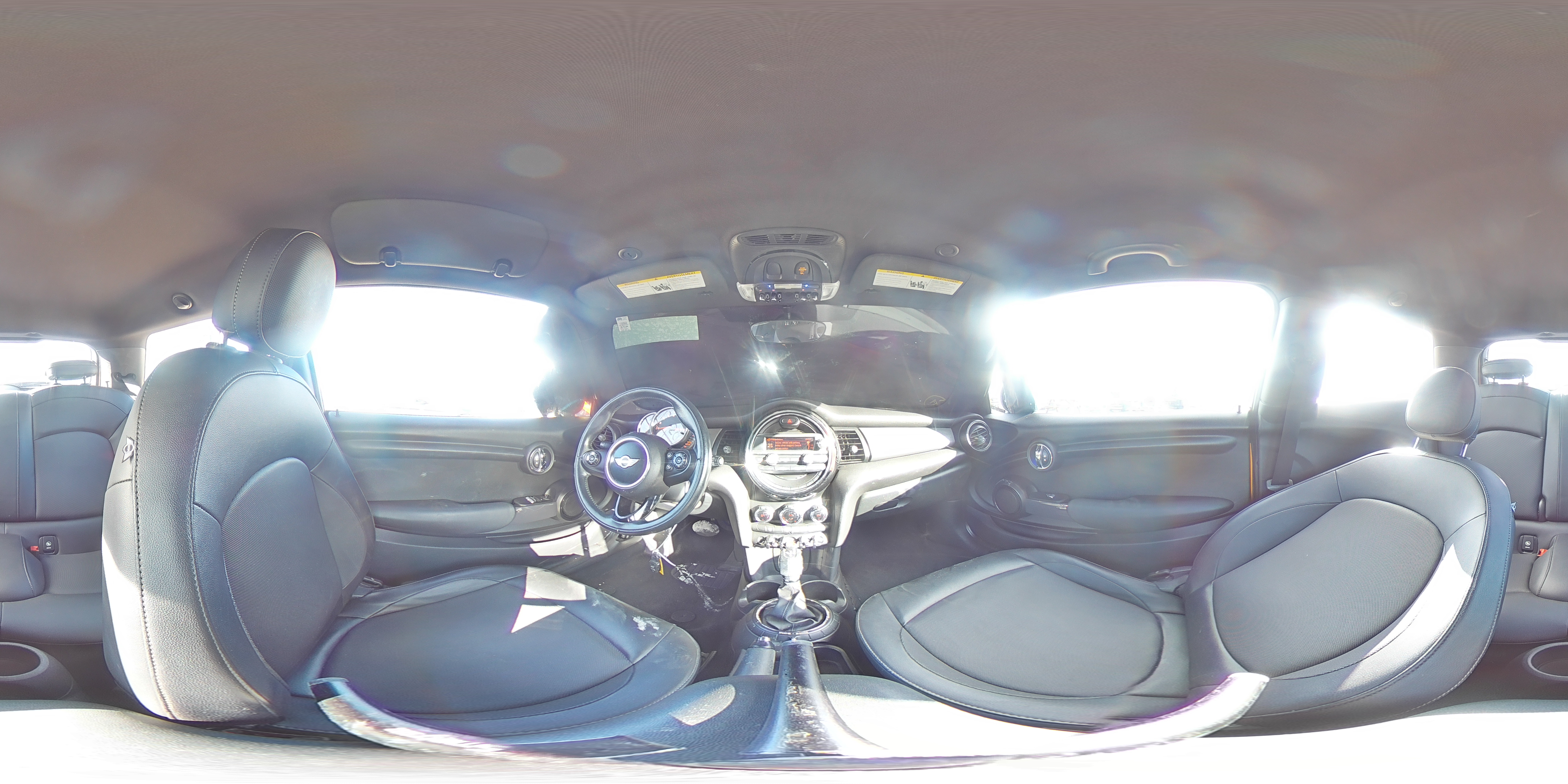 2015 MINI Cooper - Image 11
