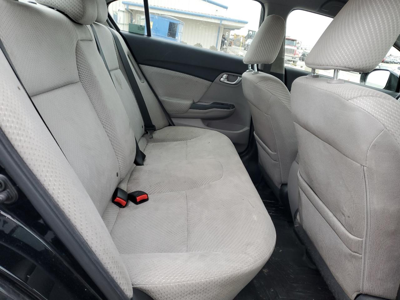 2015 Honda Civic - Image 10