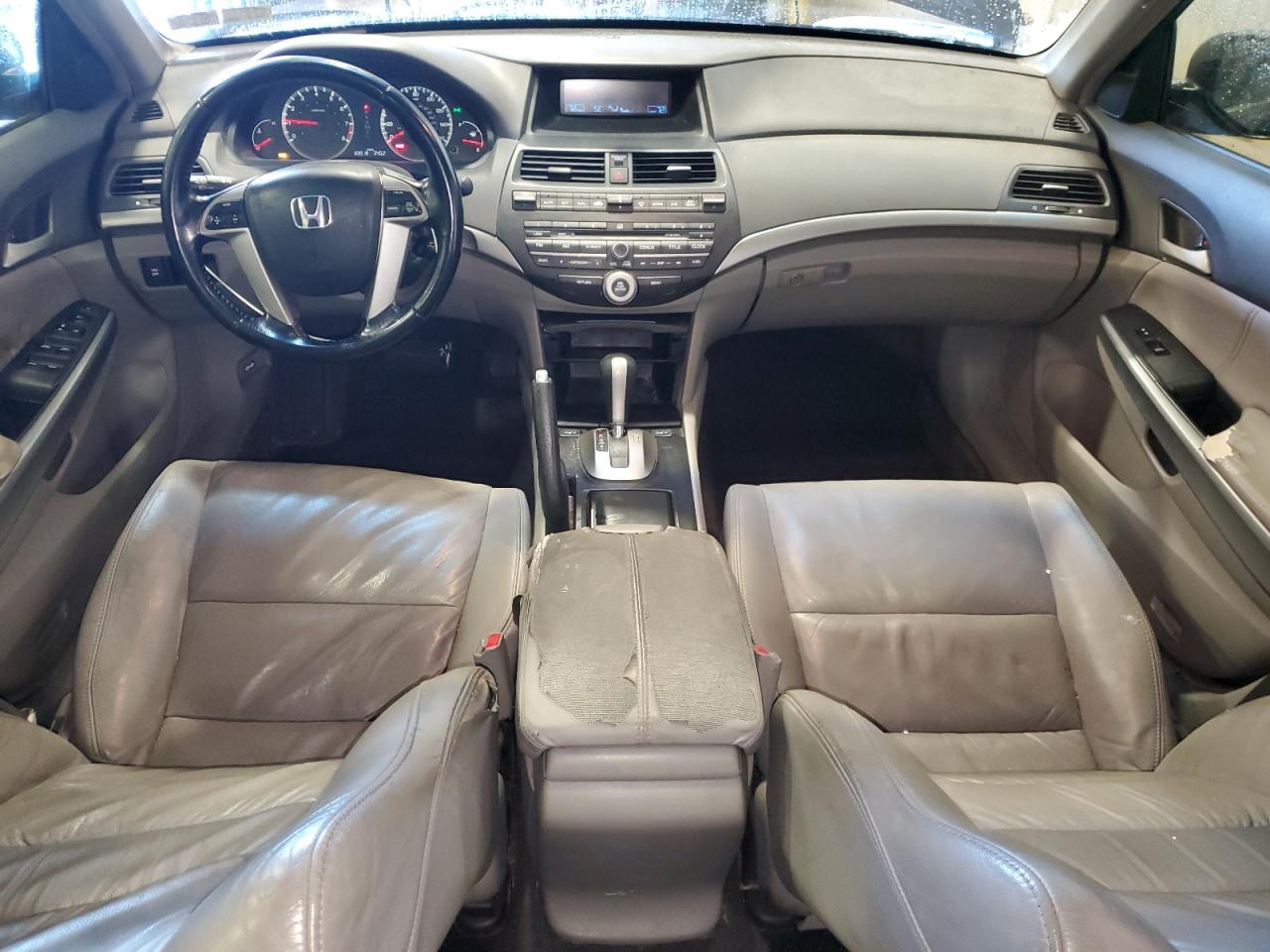 2009 Honda Accord - Image 8