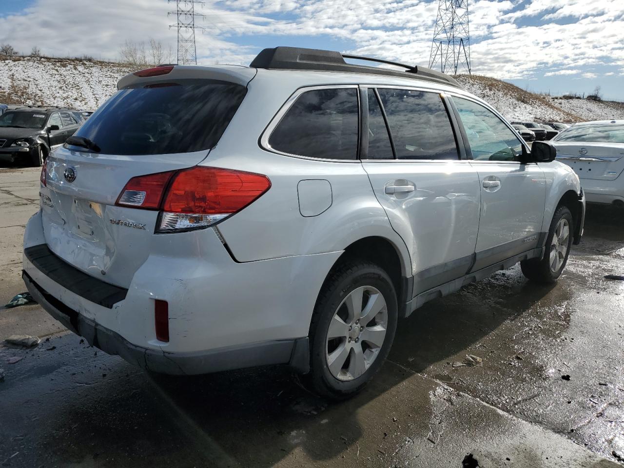 2012 Subaru Outback - Image 3