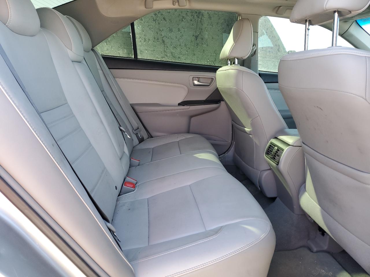 2017 Toyota Camry - Image 10