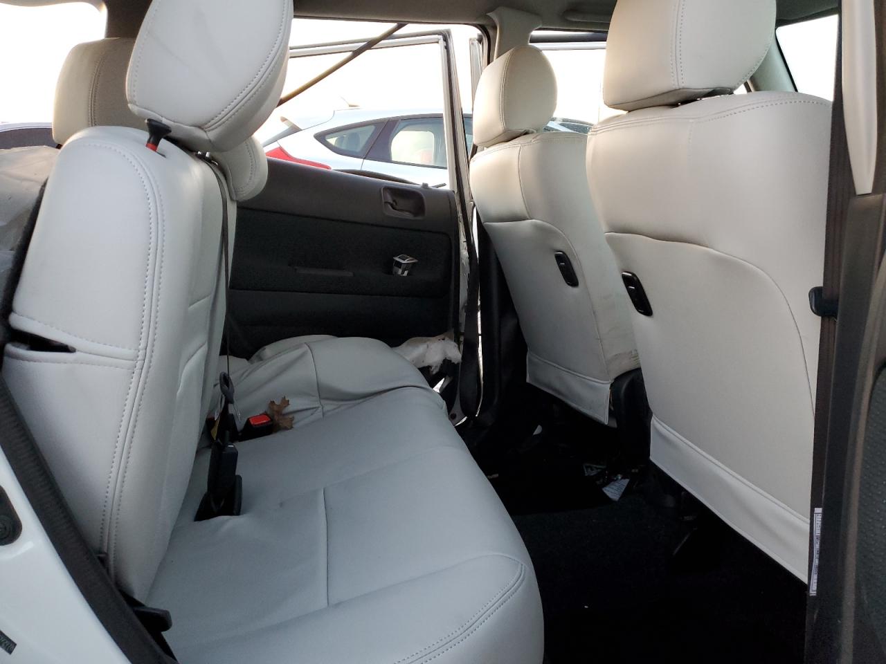 2006 Scion xB - Image 10
