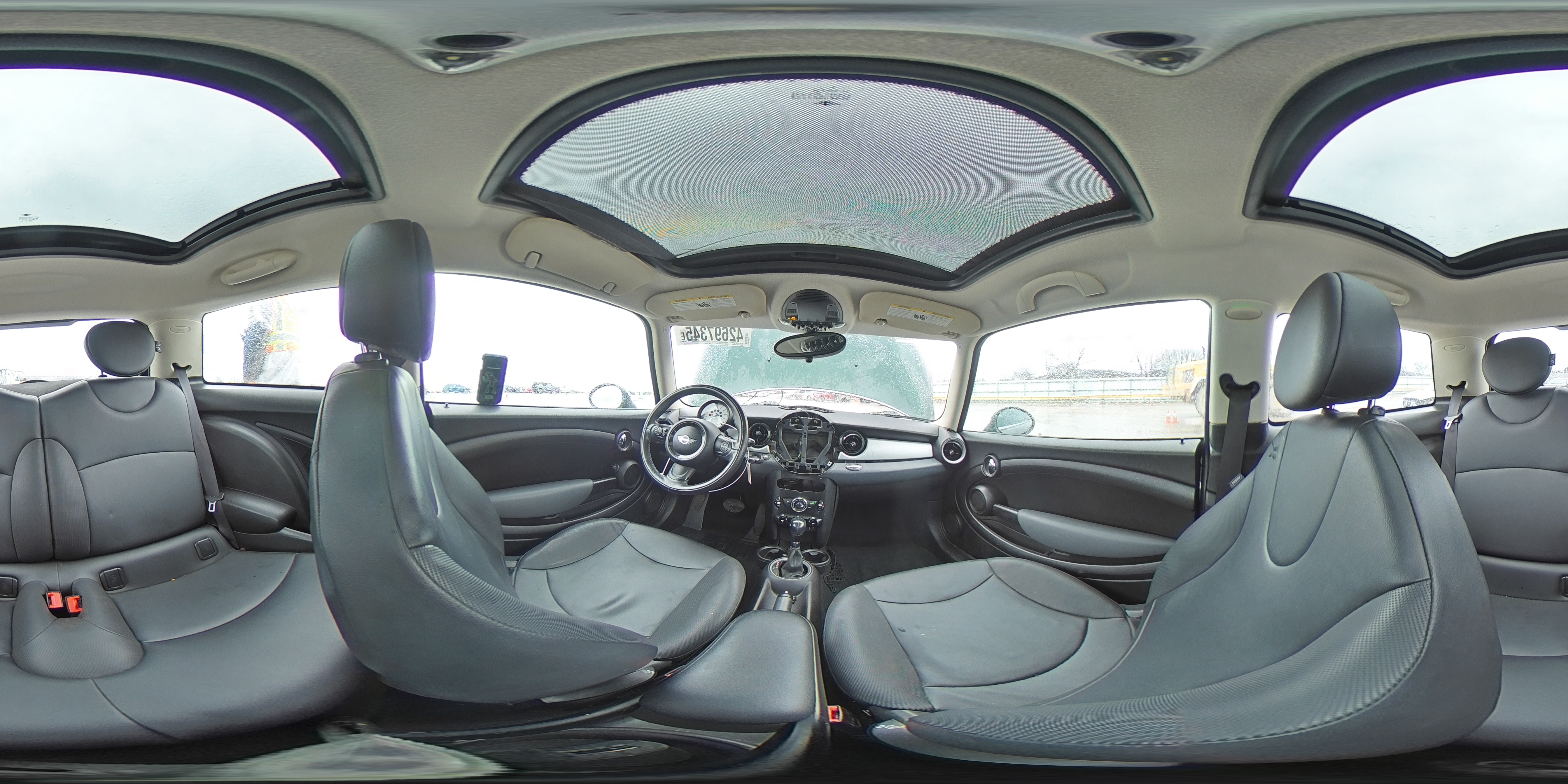 2012 MINI Cooper - Image 15