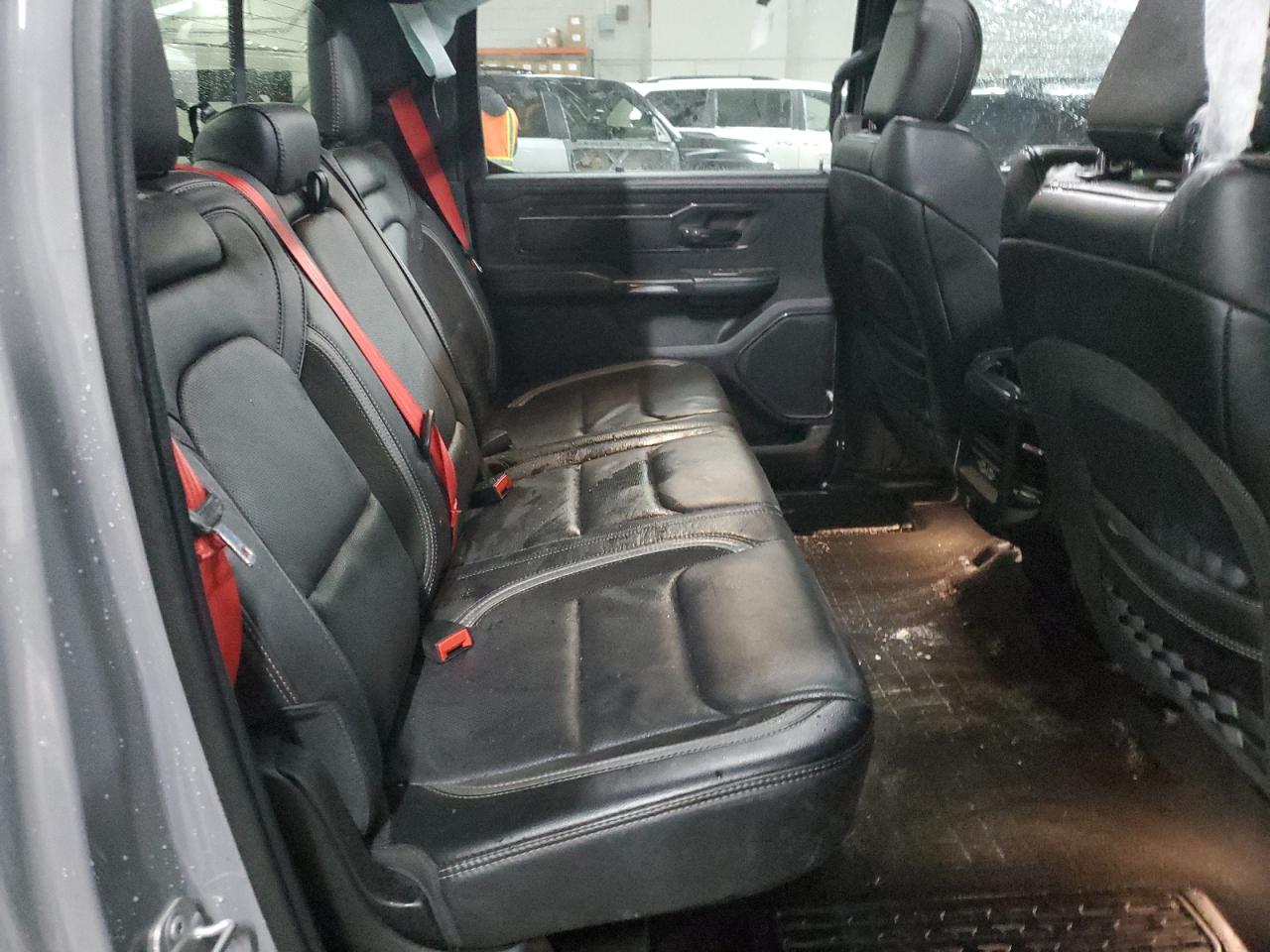 2022 RAM 1500 - Image 10