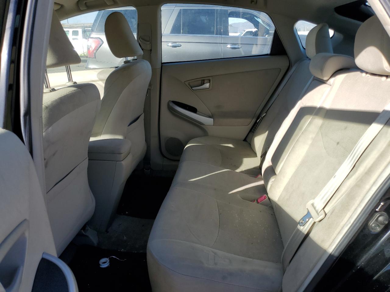 2011 Toyota Prius - Image 10