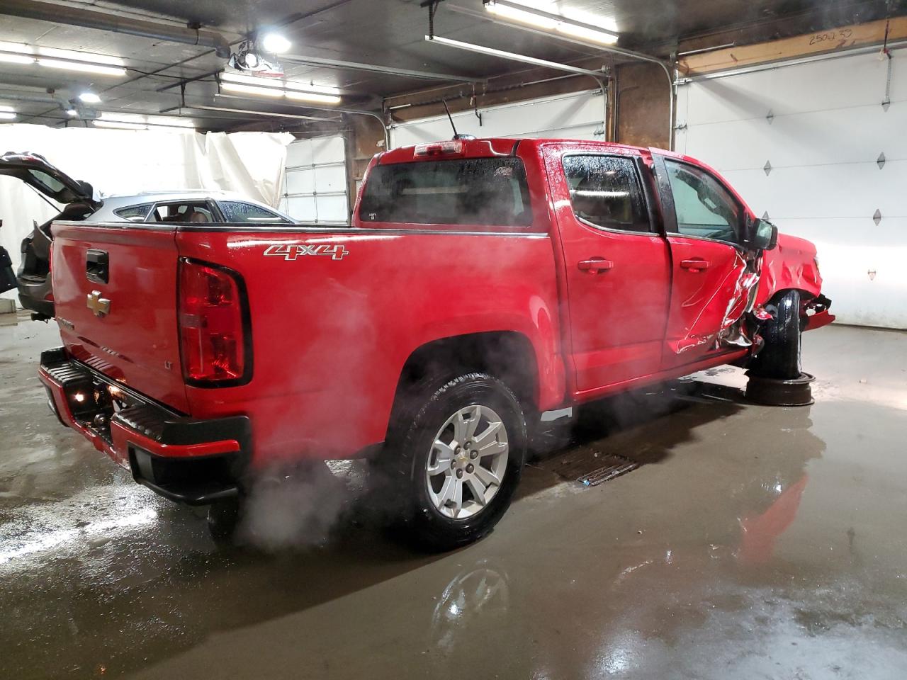 2018 Chevrolet Colorado - Image 3