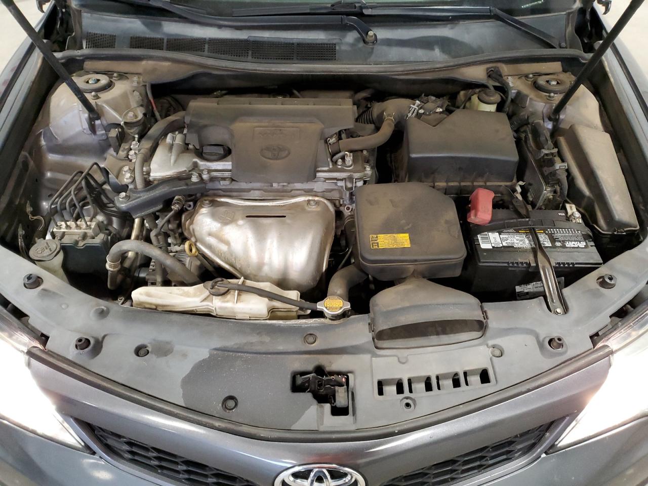 2014 Toyota Camry - Image 11