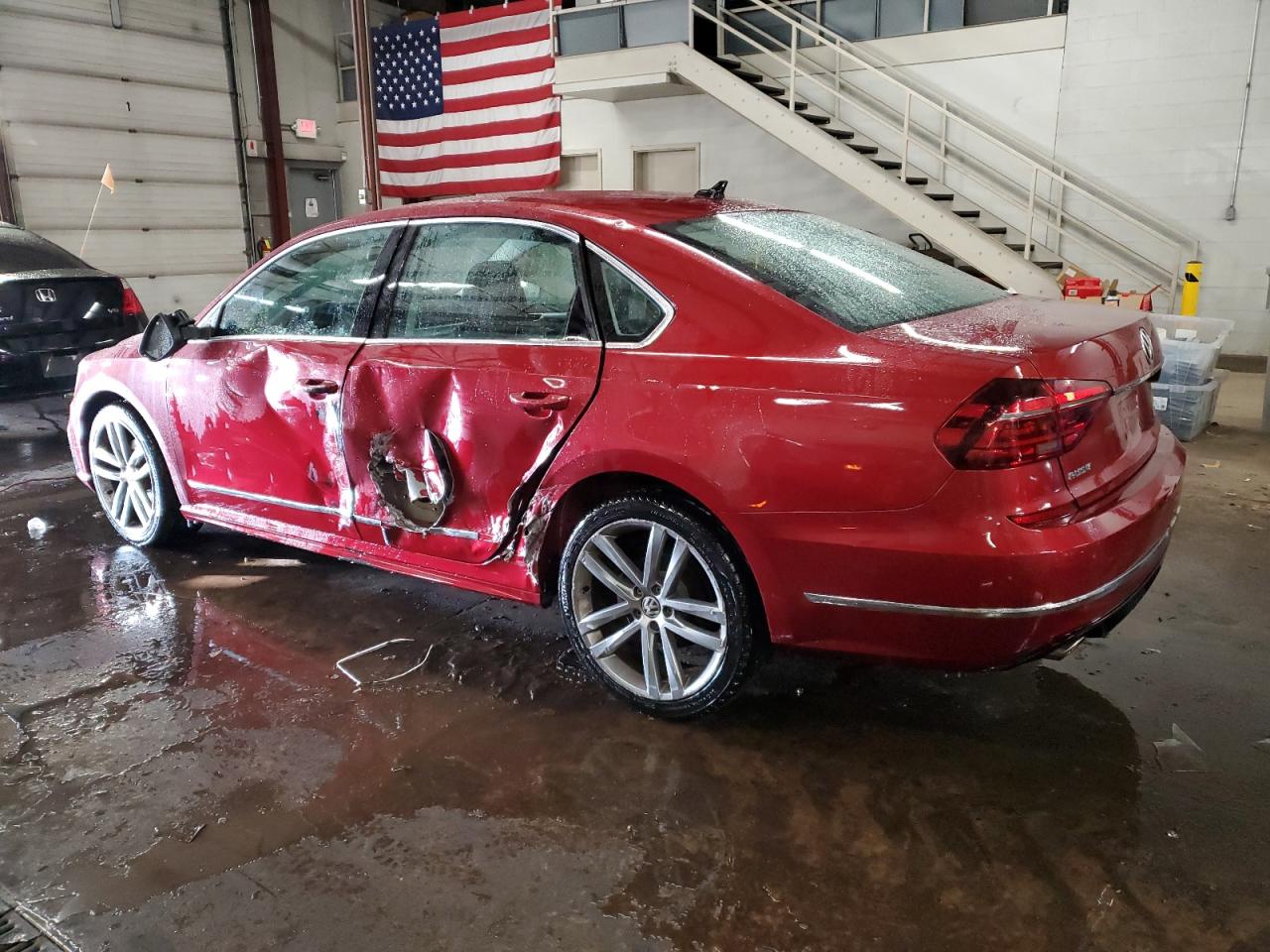 2017 Volkswagen Passat - Image 2