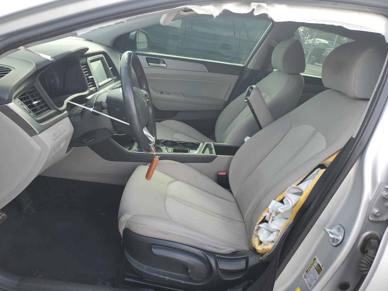 2019 Hyundai Sonata - Image 7