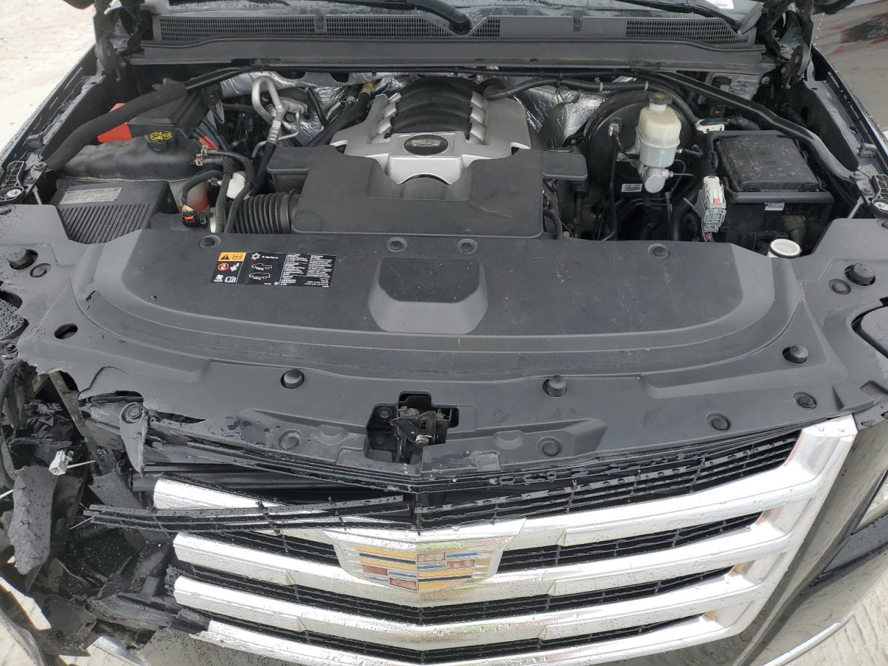 2015 Cadillac Escalade - Image 12