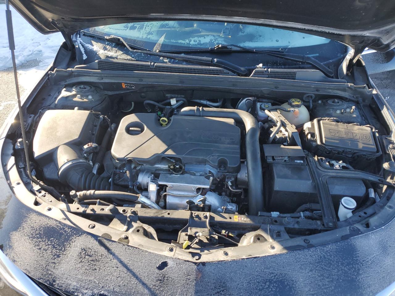 2022 Chevrolet Malibu - Image 11