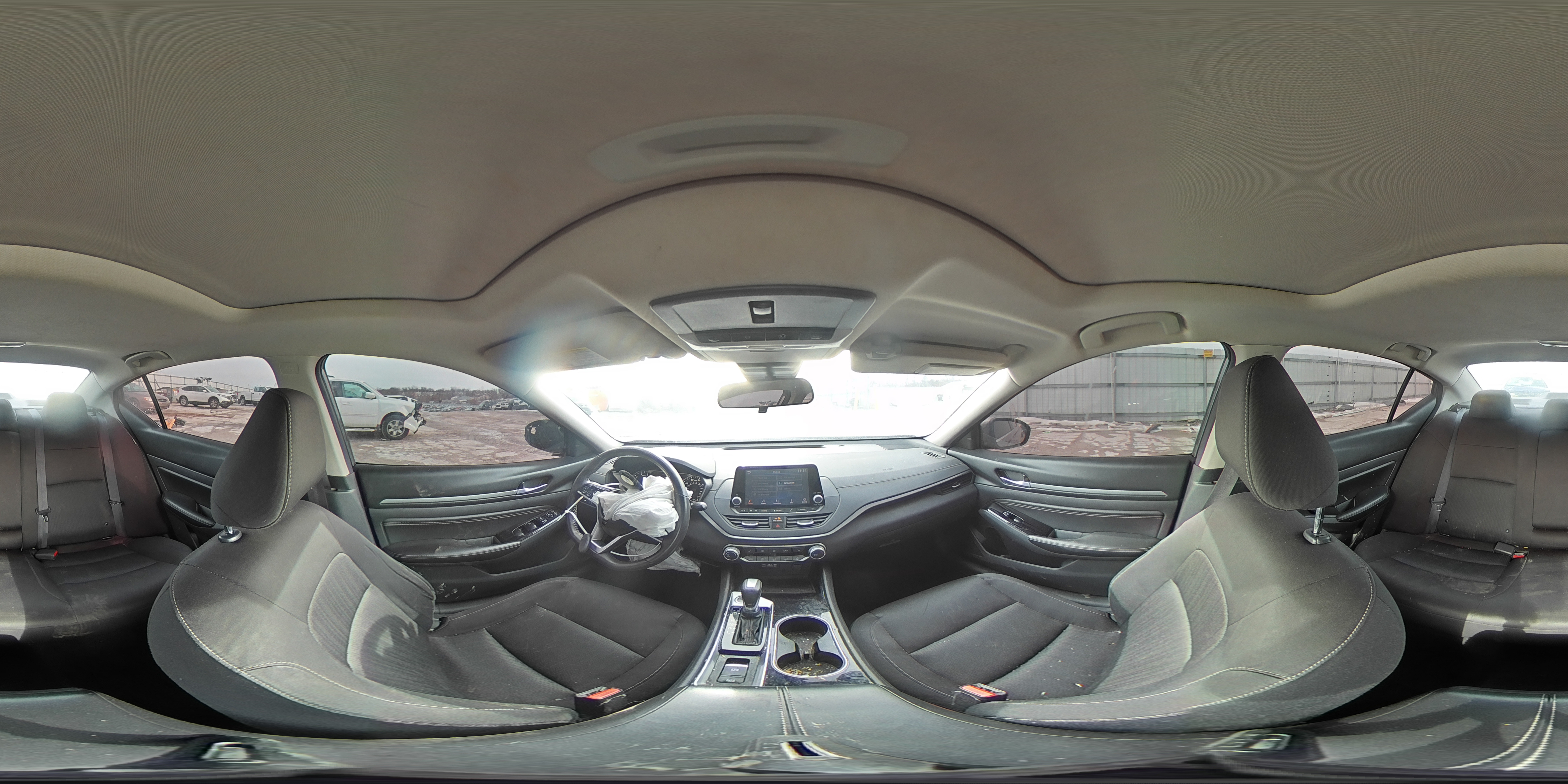 2021 Nissan Altima - Image 13