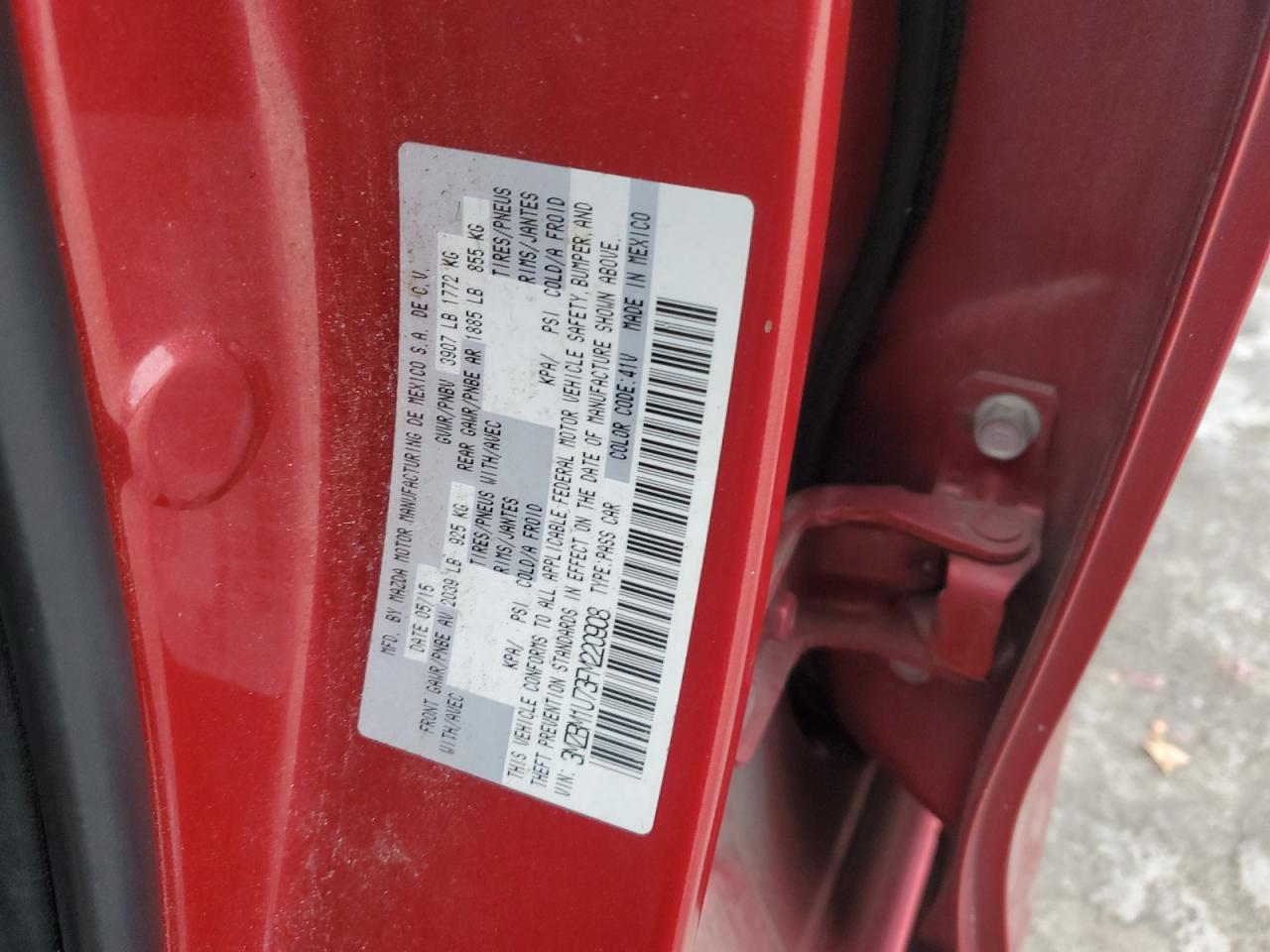 2015 Mazda 3 - Image 14