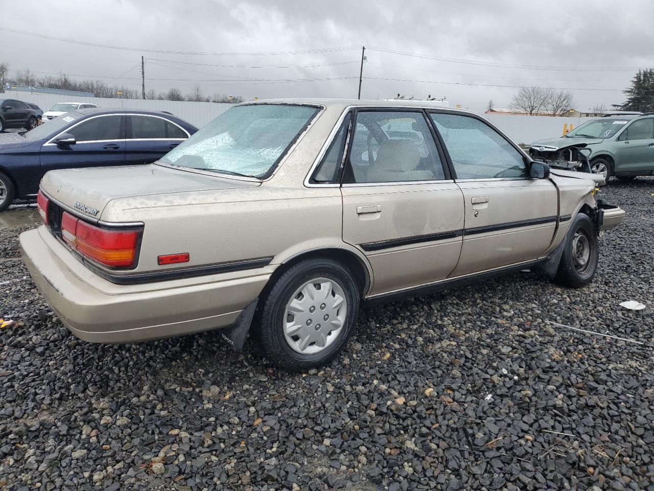 1991 Toyota Camry - Image 3